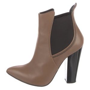 Giuseppe Zanotti Leather Chelsea Boots, Size 5. Fancy and stylish, gently used!